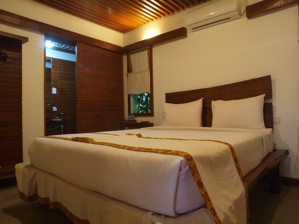 Flores Gallery Hotel Bandung Rum bild