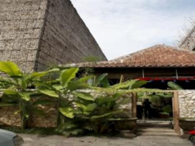 Flores Gallery Hotel Bandung Exteriör bild
